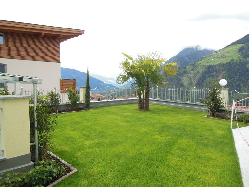 Apartmenthaus Gruberhof Schenna Exterior photo